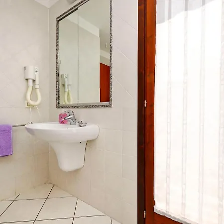 Semesterbostad Rio By Interhome